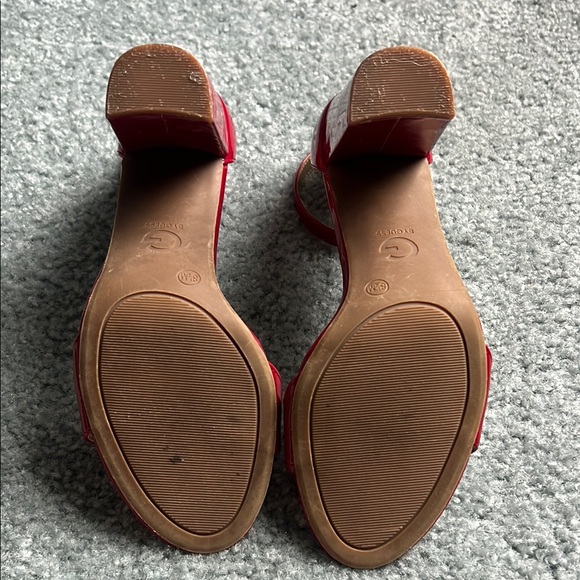 G by Guess Red High Heels - Picture 6 of 6